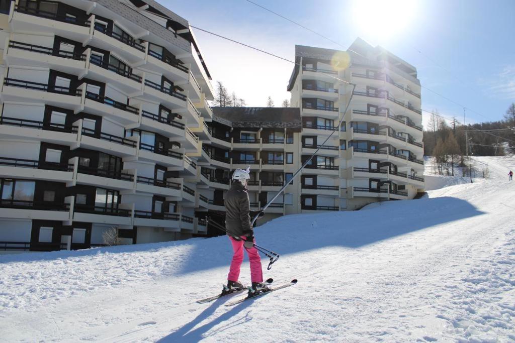 Risoul 1850 - Appart' 4 Personnes Ski Aux Pieds エクステリア 写真